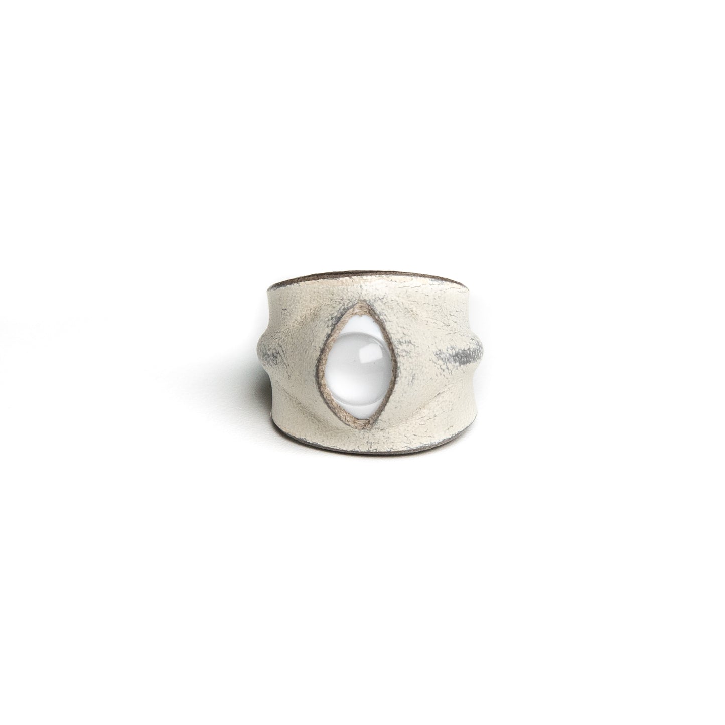 Plank Ateliers 'ALL EYES' Leather Ring