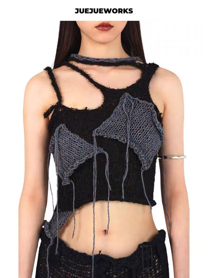 JUEJUEWORKS Hand-Knit Top in Black