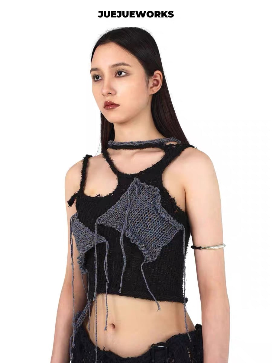 JUEJUEWORKS Hand-Knit Top in Black