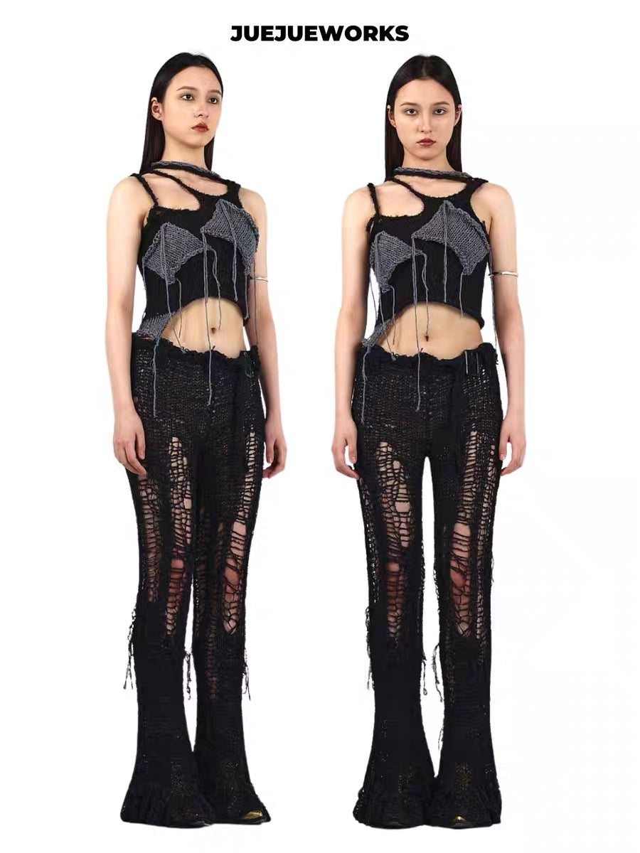 JUEJUEWORKS Hand-Knit Top in Black