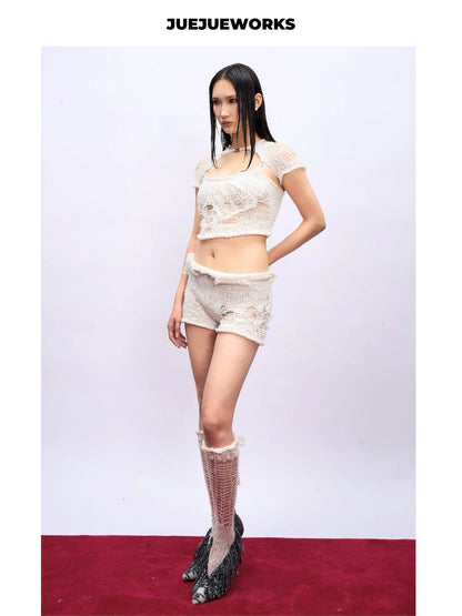 JUEJUEWORKS Hand-Knit Top in White