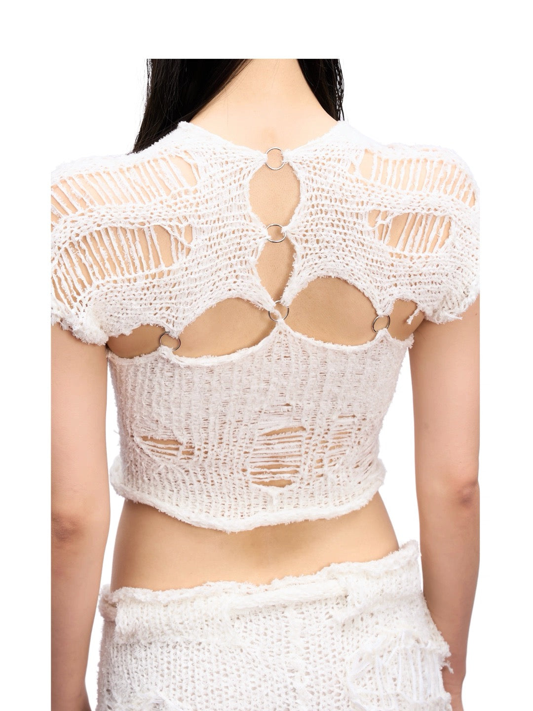 JUEJUEWORKS Hand-Knit Top in White